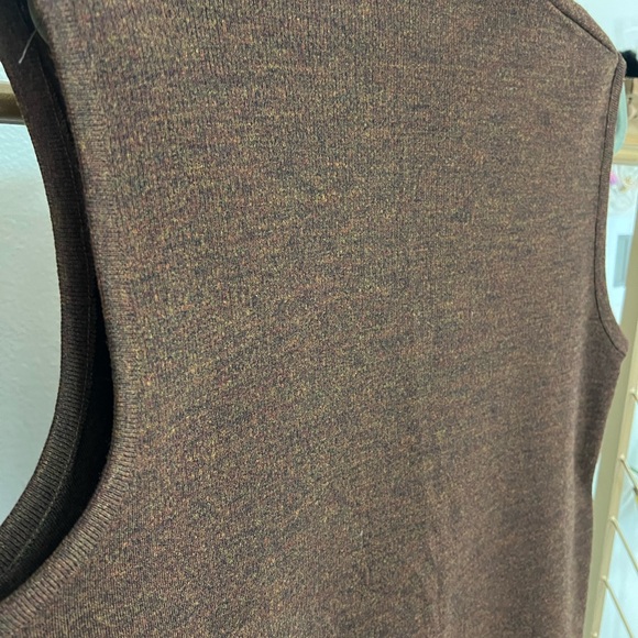 Vintage Brown 100% Wool Sweater Vest by Loomknit - Picture 8 of 10